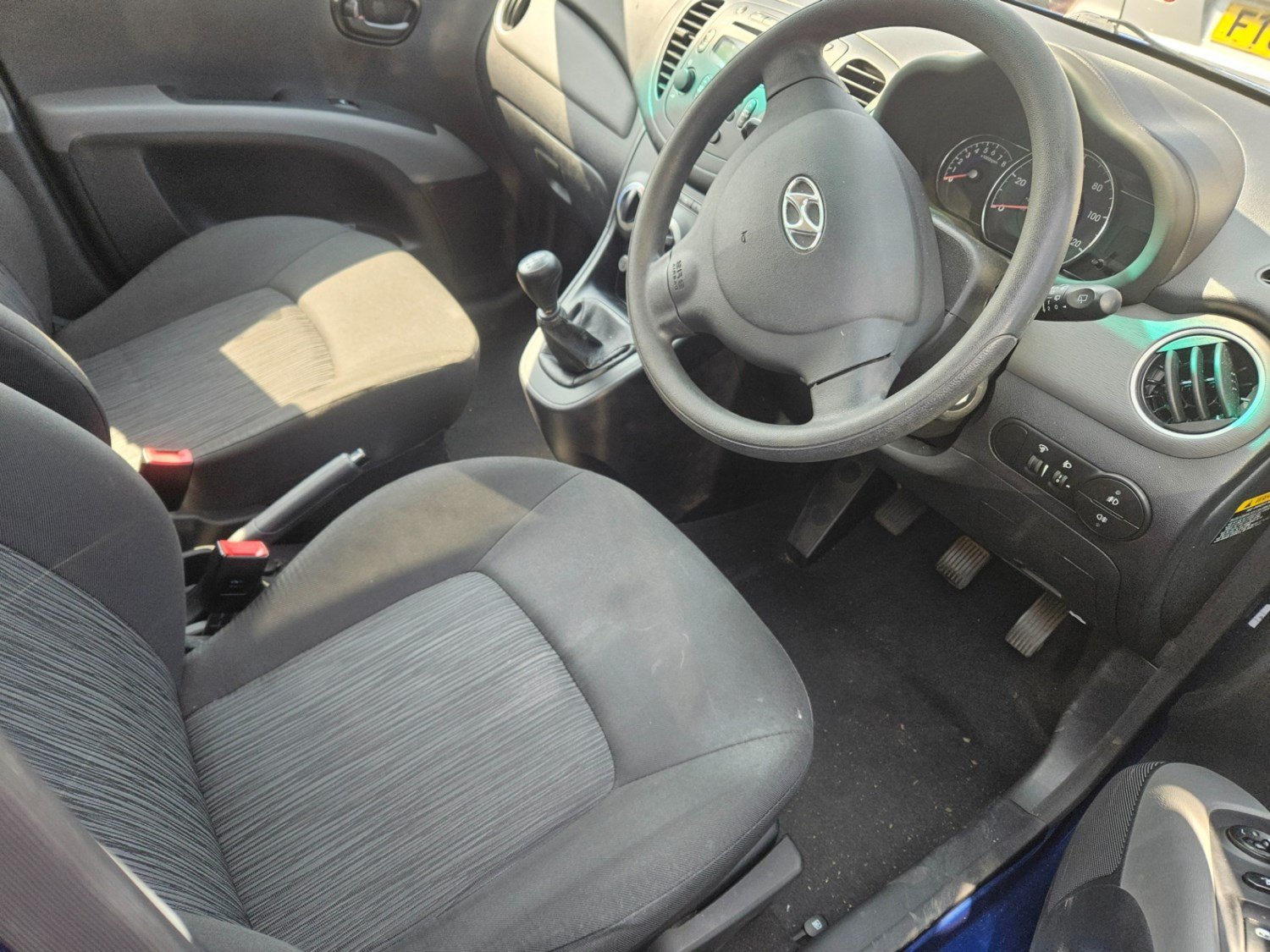 2012 Nissan i10 – photo 7