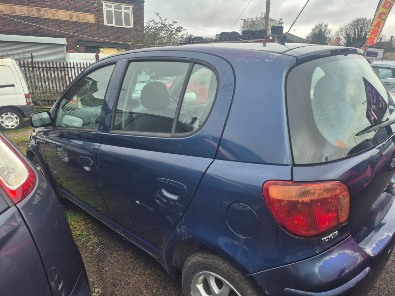 2004 Toyota Yaris – photo 4