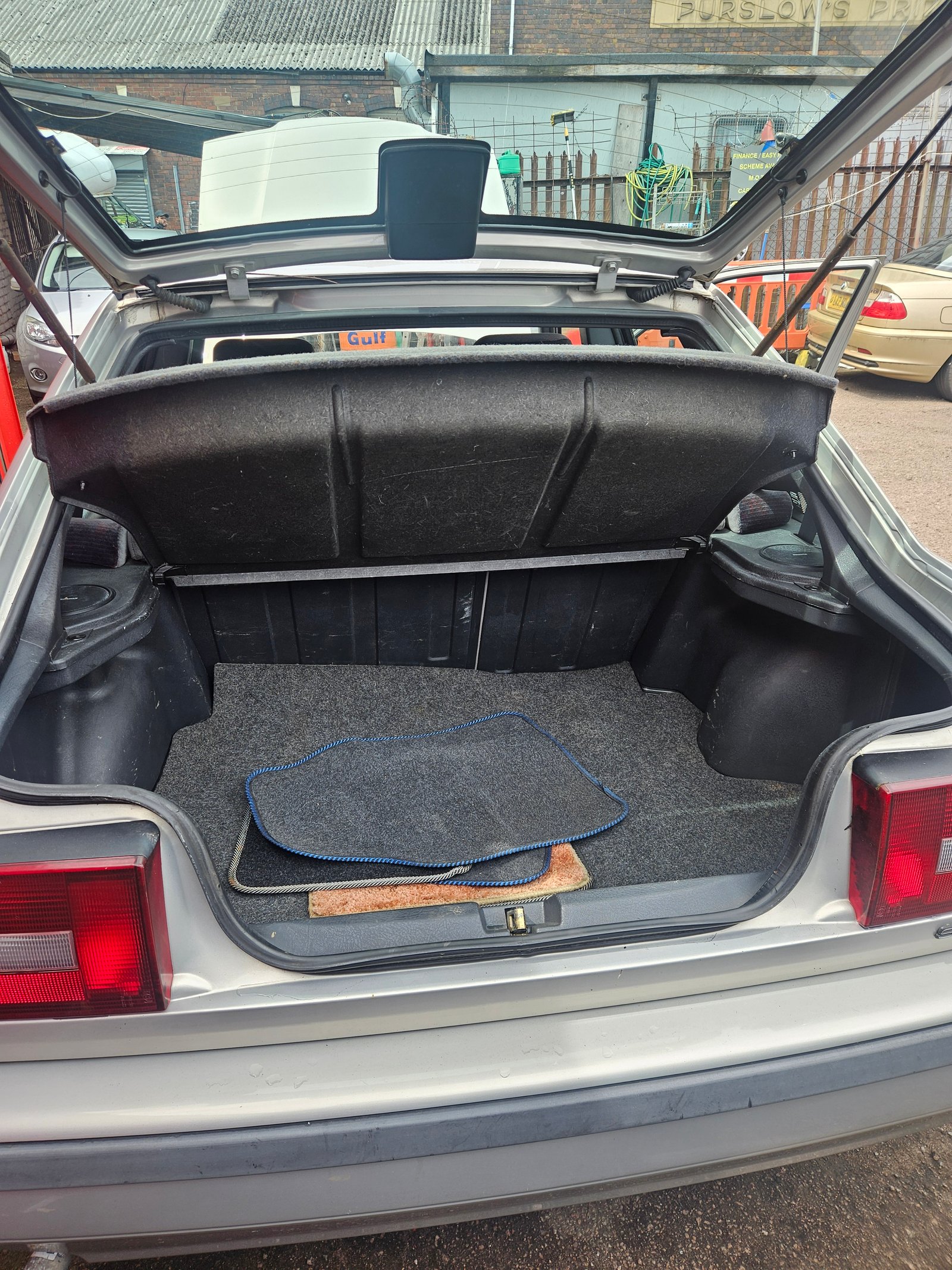 1995 volvo 440si – photo 4