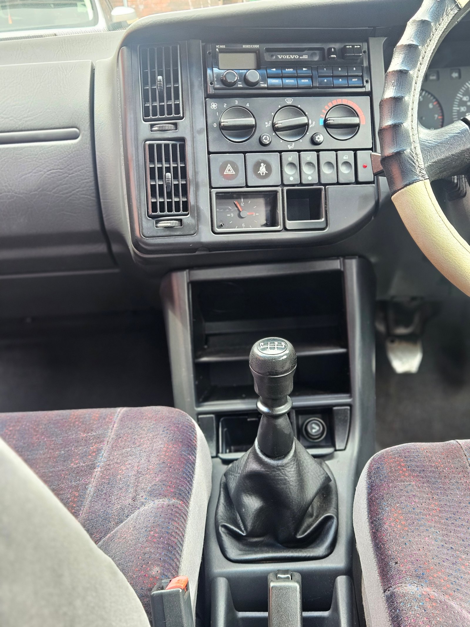 1995 volvo 440si – photo 5