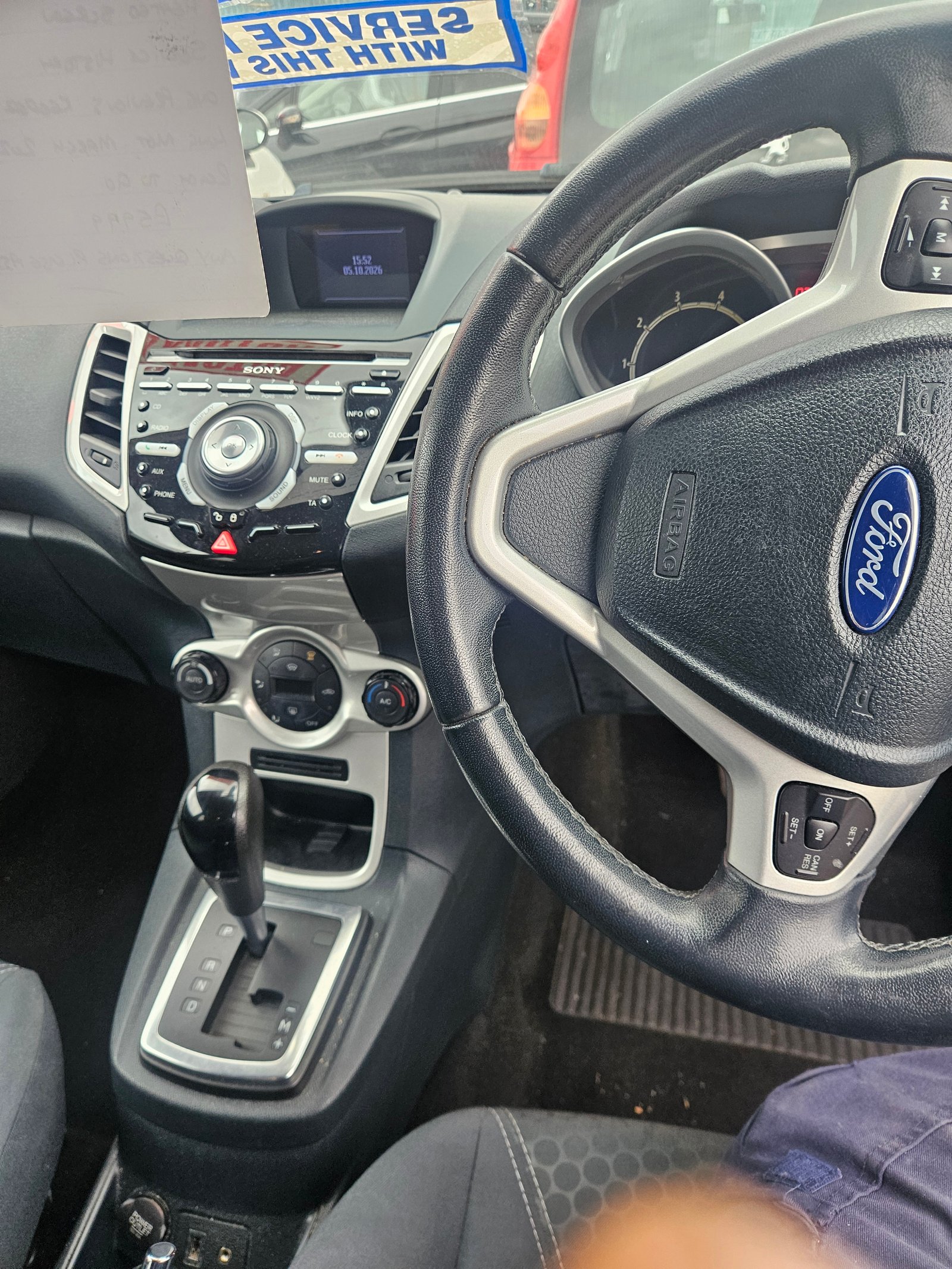 2012 Ford Fiesta – photo 6