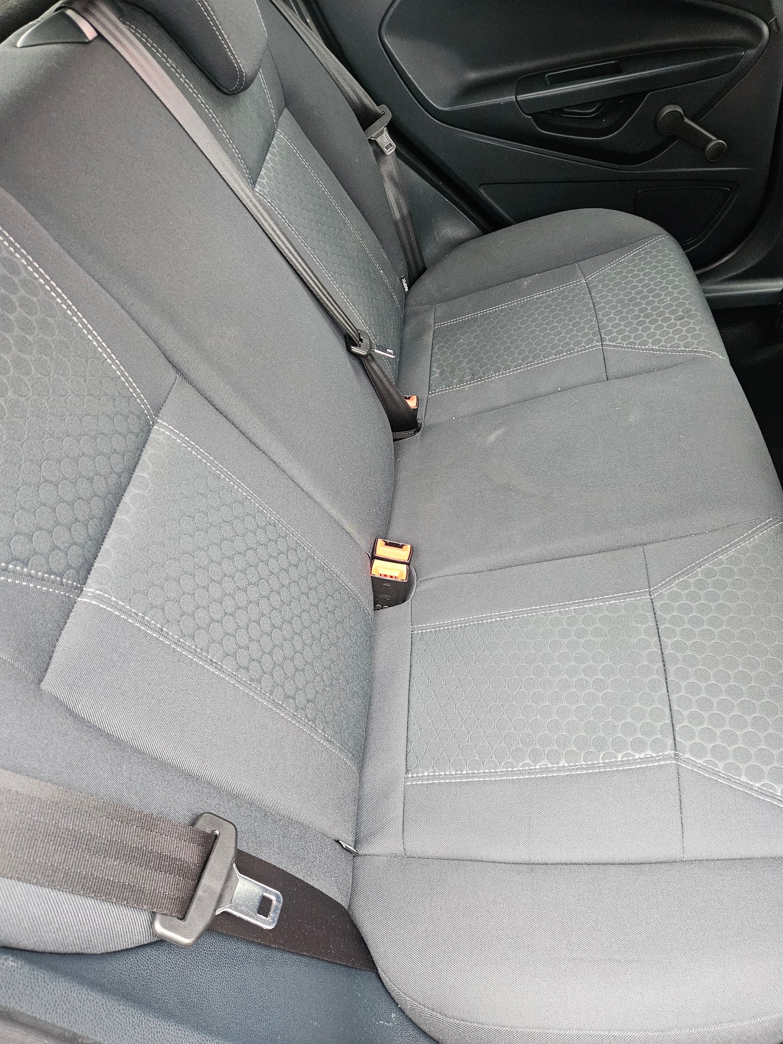 2012 Ford Fiesta – photo 8