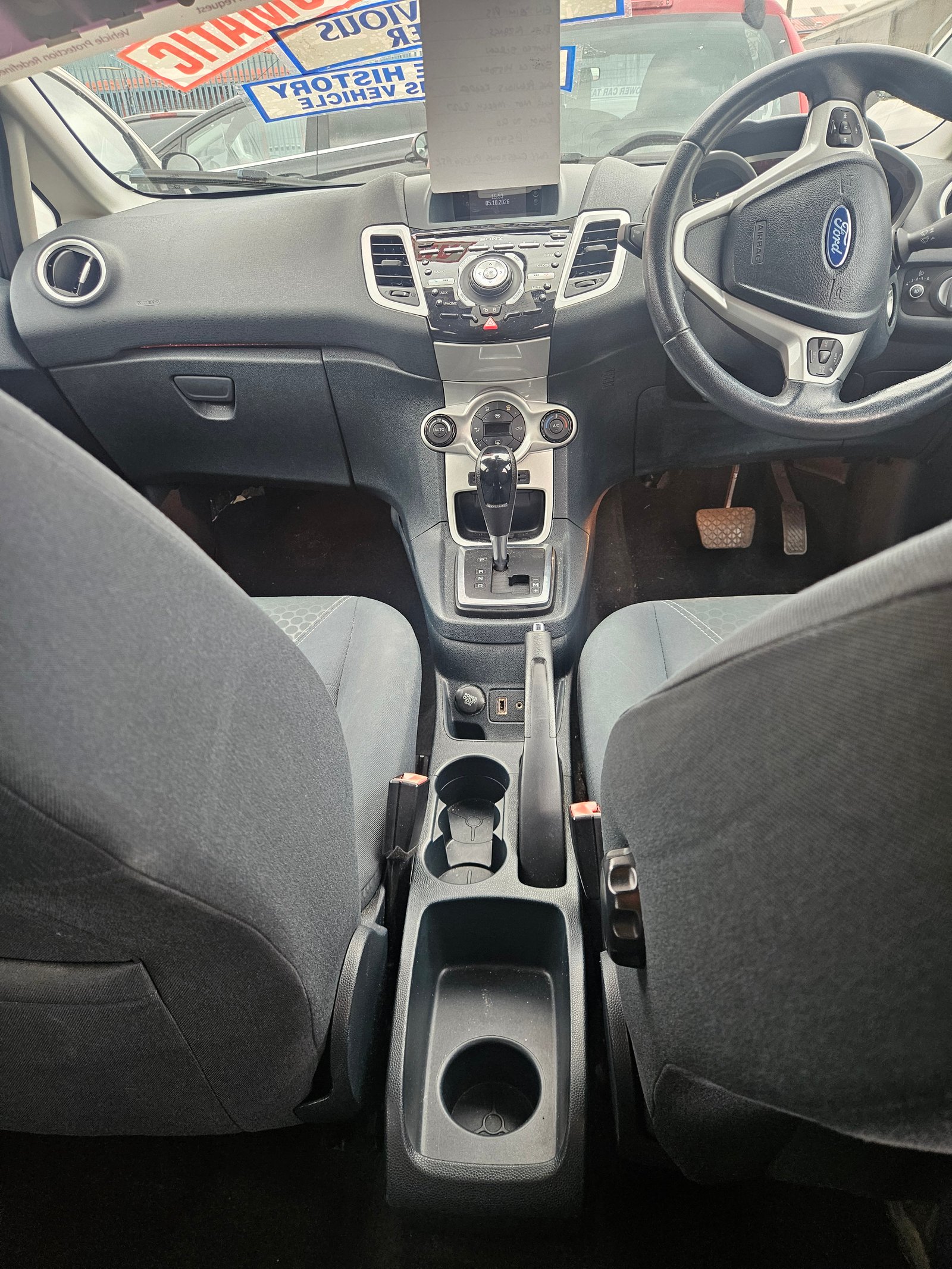 2012 Ford Fiesta – photo 9
